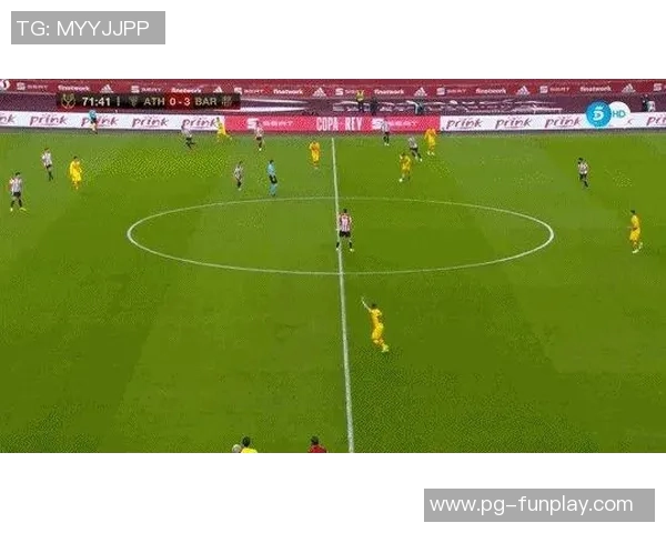 国王杯精彩对决:多特蒙德与巴萨战成平局乌龙球成比赛转折点