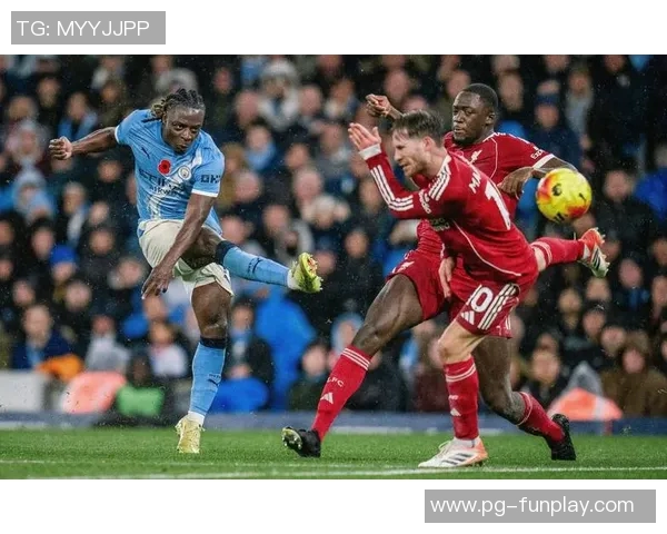 德甲精彩对决阿森纳狂胜尤文图斯5-0神扑瞬间引发全场热潮分析