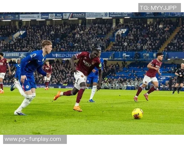 中超激战切尔西与利物浦握手言和神奇扑救成为全场焦点